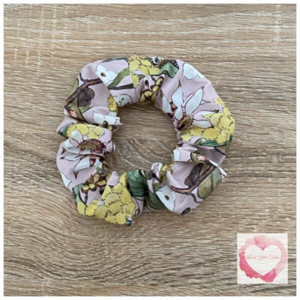 Various print scrunchies - Image 10