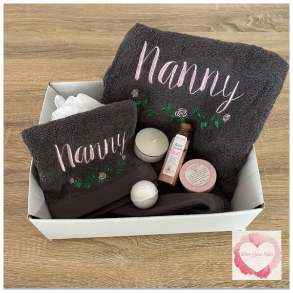 Personalised pamper bath gift set - Image 11