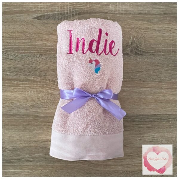 Embroidered personalised towel with picture - Image 5