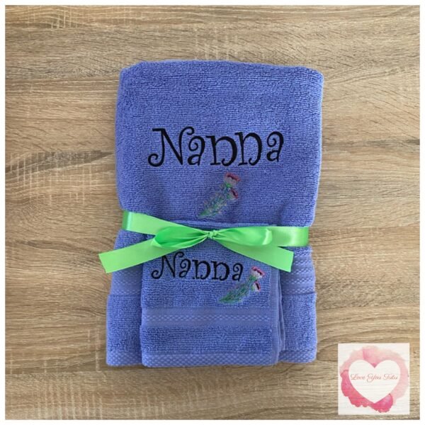 Embroidered personalised Nanna towel set