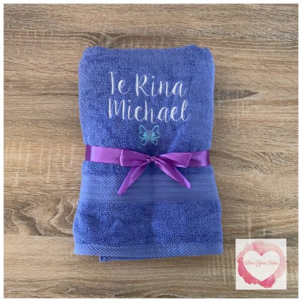 Embroidered personalised towel with picture - Image 6