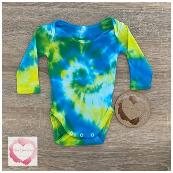 Hand tie dyed onesie size 00-ready to ship