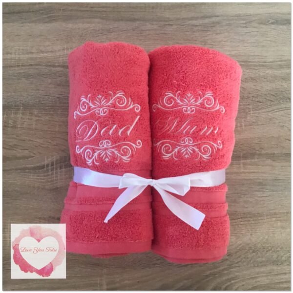 Embroidered Mum towel - Image 2